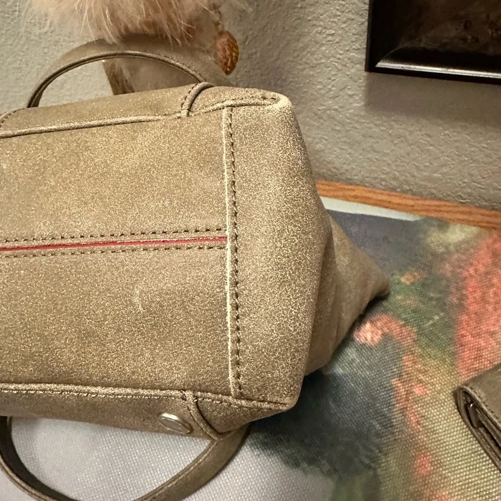 NWT Hammitt Daniel Pewter/Silver Shoulder Bag with EUC Benjamin slim Wallet - Picture 11 of 15